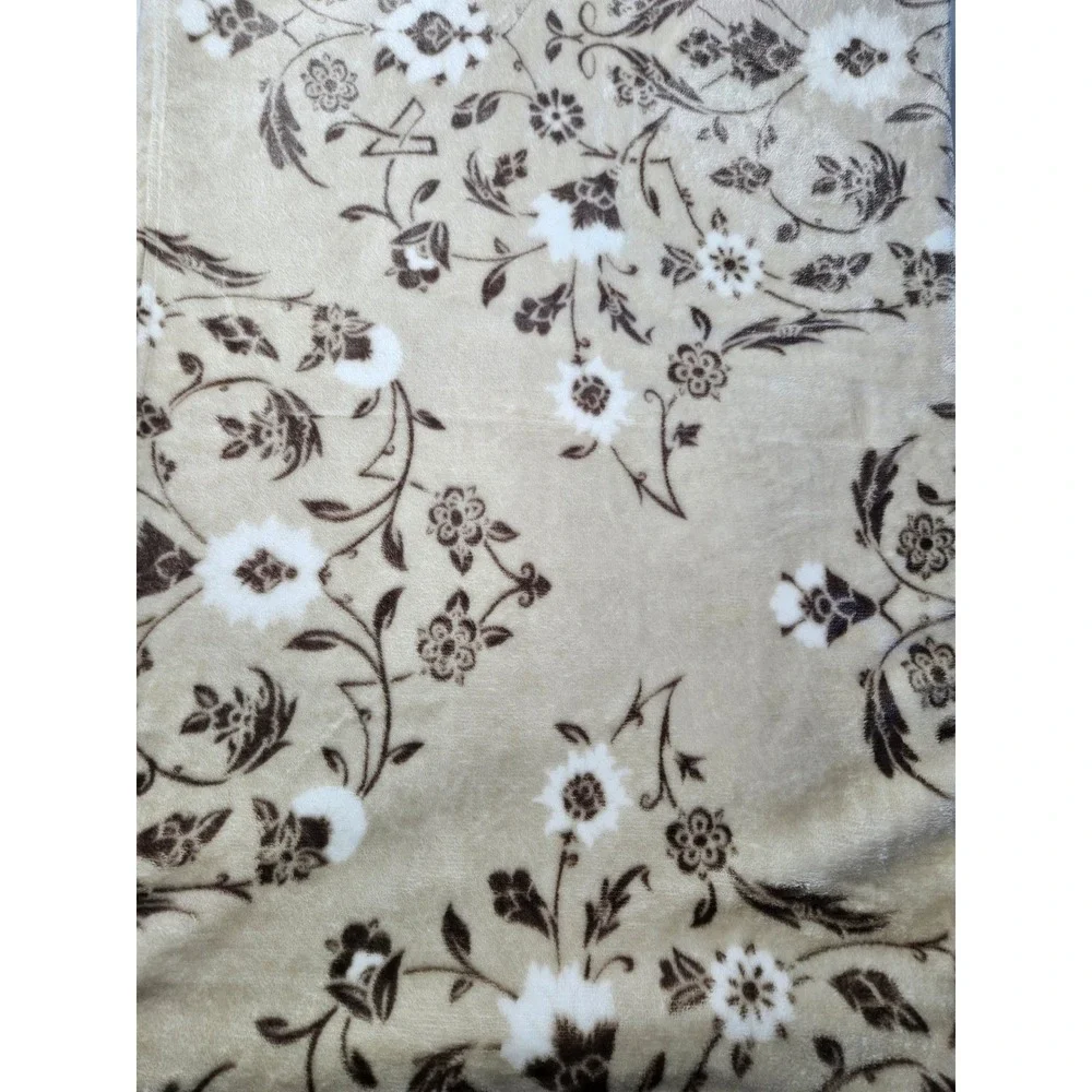 Elie TAHARI Faux Fur Oversized Floral Blanket‎ Cozy Cottagecore Luxury Throw